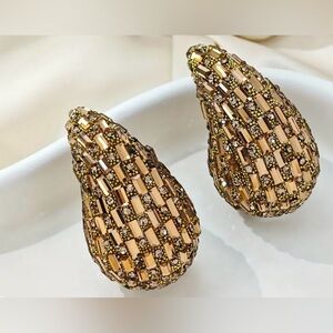 Chunky teardrop rhinestone - stud earrings